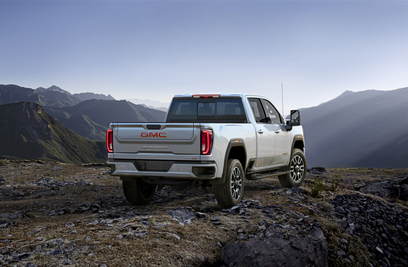 Illustration for article titled The 2020 GMC Sierra HD Adds Luxury and Loses That Face